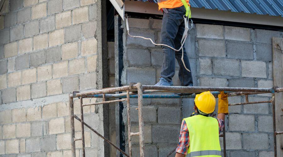 Professional residential roofers in Flomaton, AL